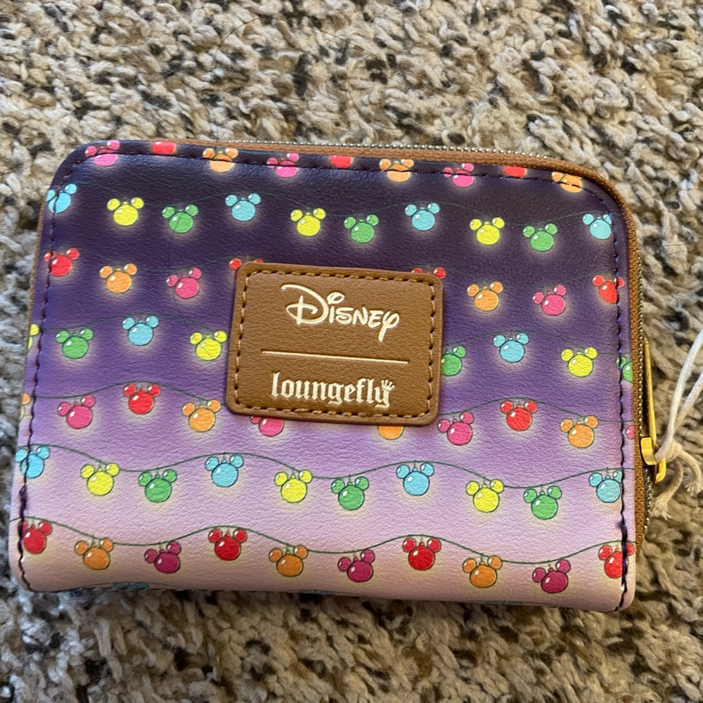 Loungefly Disney Mickey Mouse & Minnie Mouse Lights Christmas Wallet - Picture 2 of 2